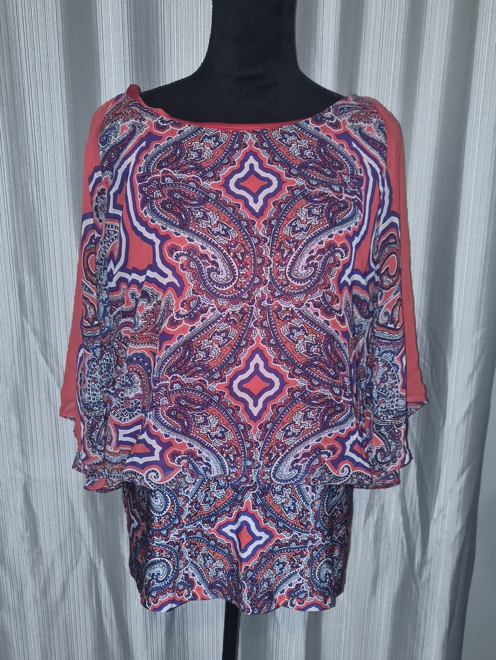 Coco Bianco Coral and Navy Paisley Tunic